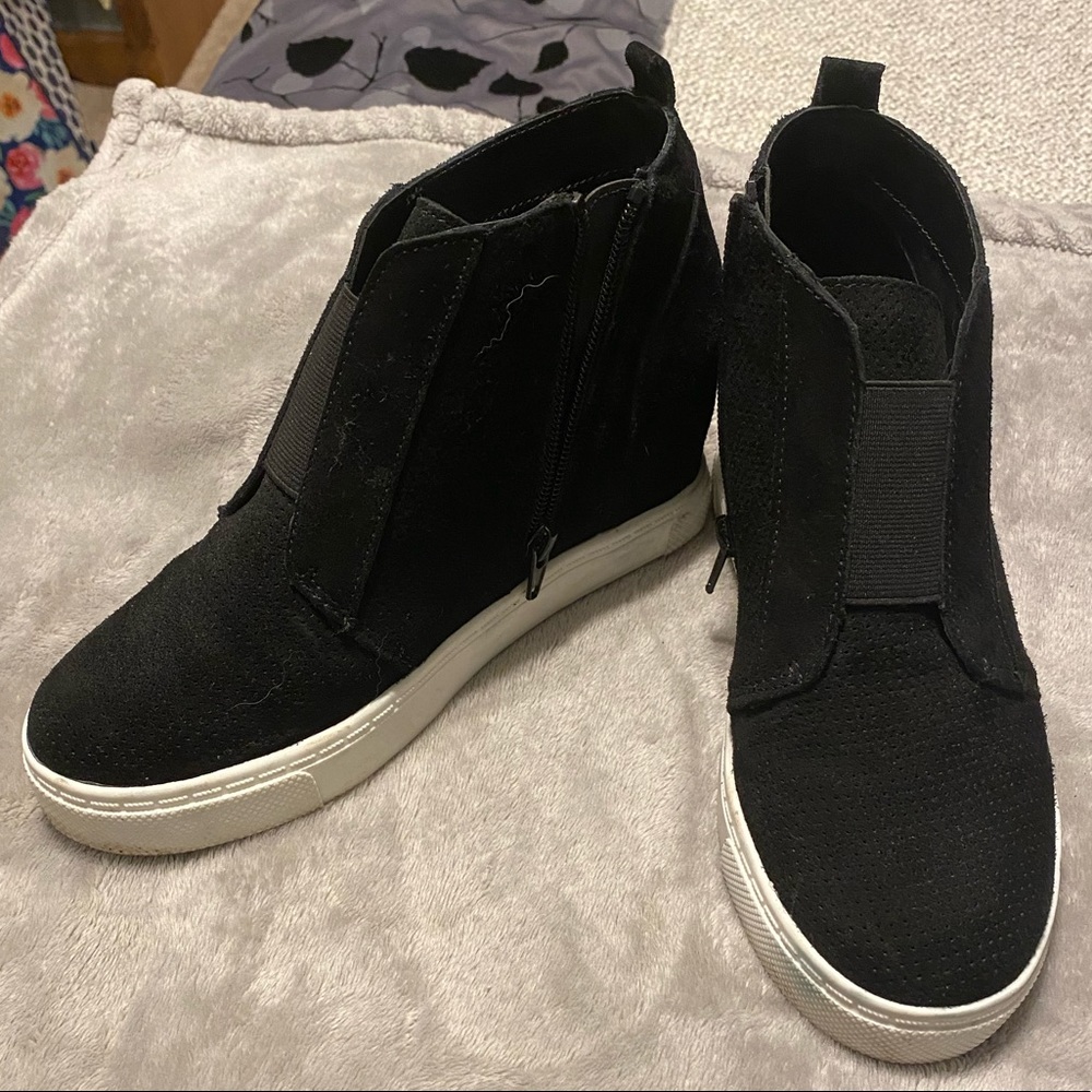 Steve Madden wedges